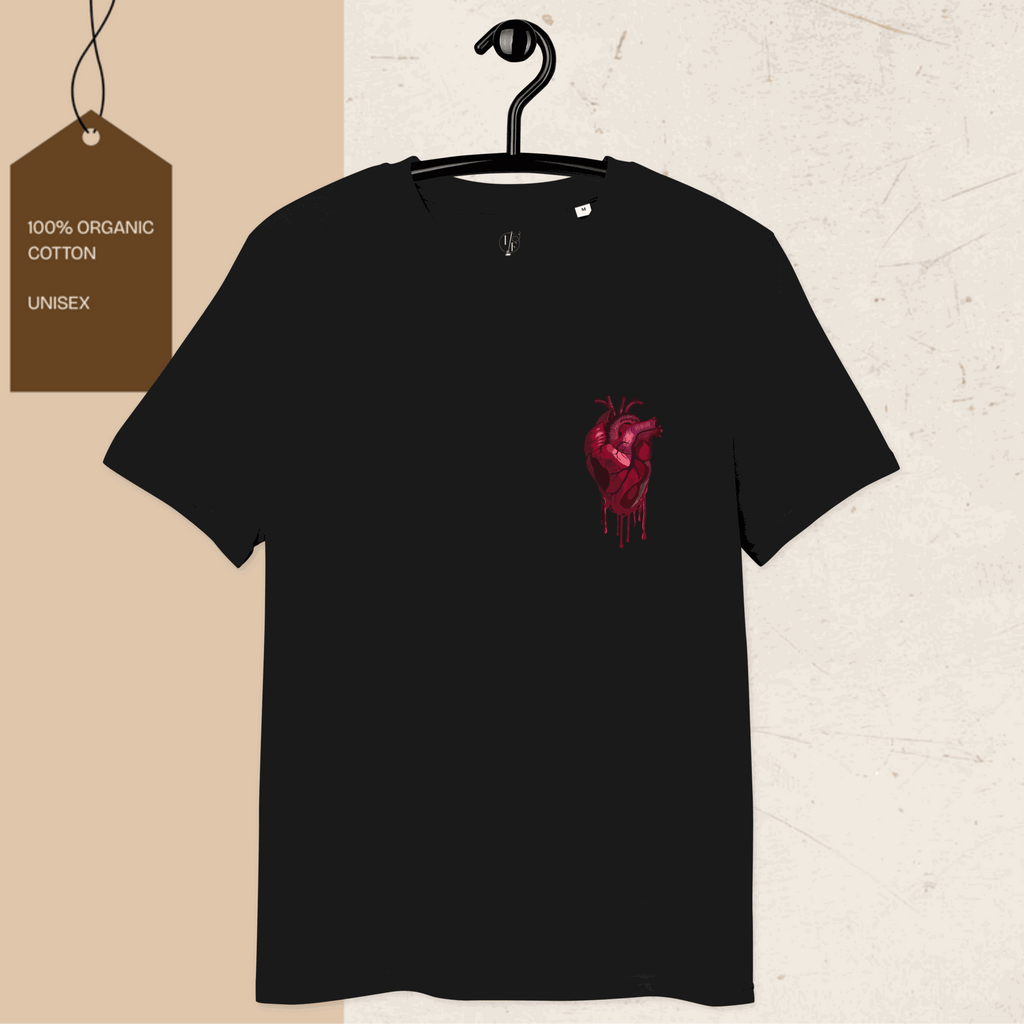Frozen Heart graphic t-shirt made of 100% organic cotton with eco-friendly design