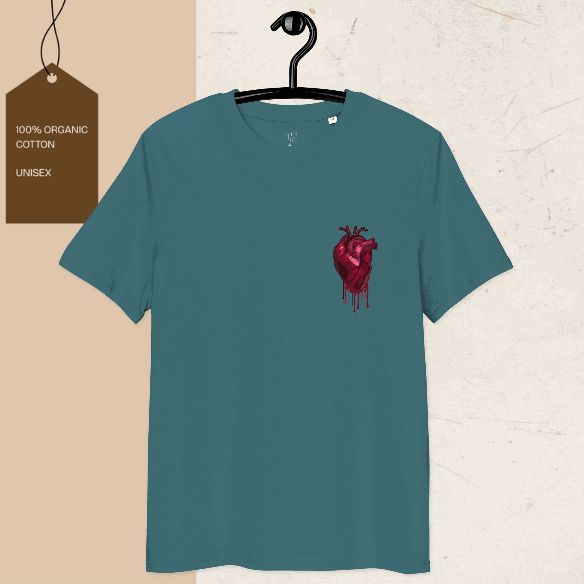 Unisex Frozen Heart graphic t-shirt made of 100% organic cotton with eco-friendly design